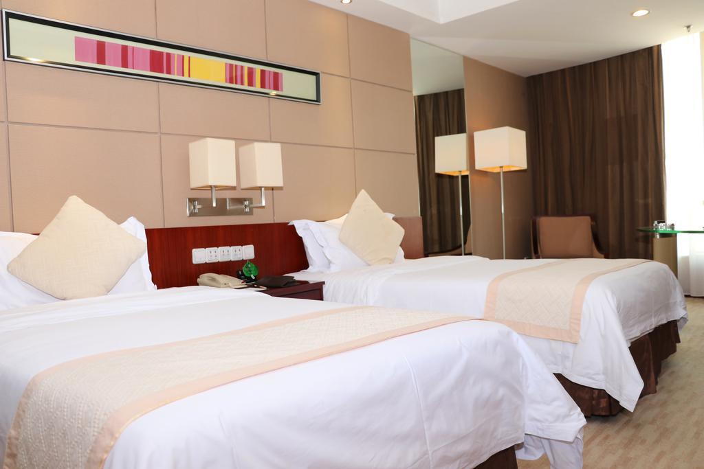 Xiongchu International Hotel Wuhan Exterior photo