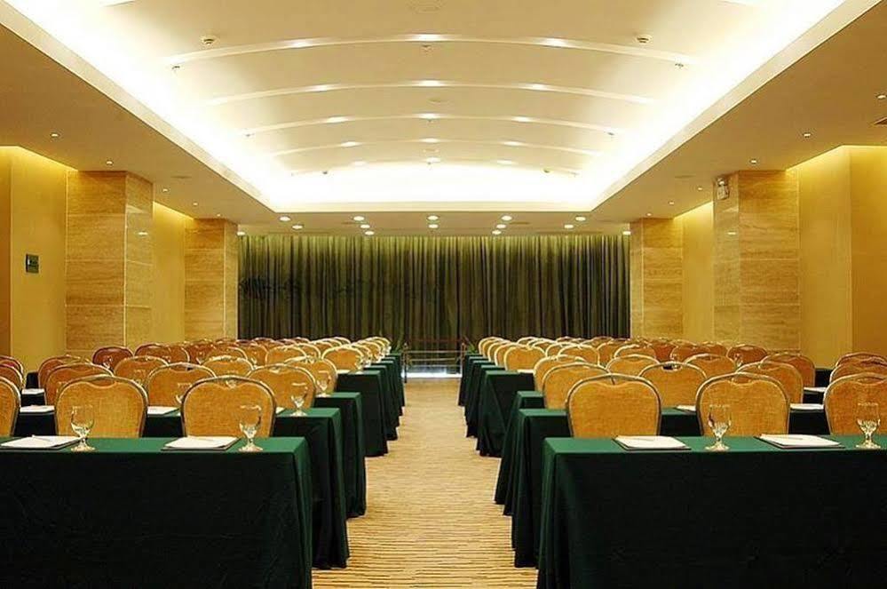Xiongchu International Hotel Wuhan Exterior photo